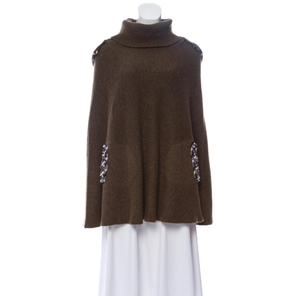 Chanel Paris Edinburgh cashmere cape